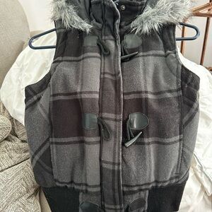 Plaid Hooded Vest with Faux Fur Trim